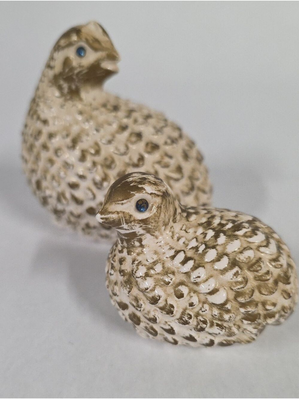 Vintage 1970's Arnel's White & Gold Ceramic Quail Figurines Pair, Jeweled Eye